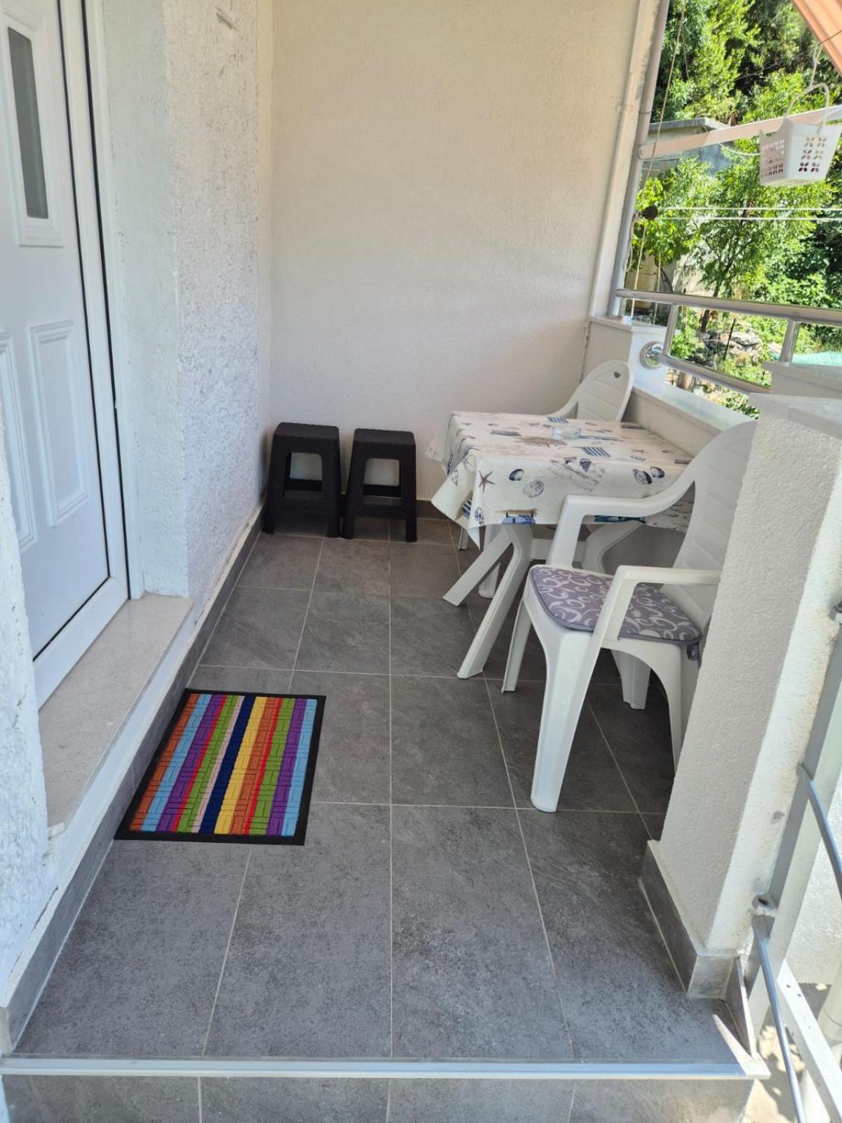Lovely Apartment Omiš Zewnętrze zdjęcie